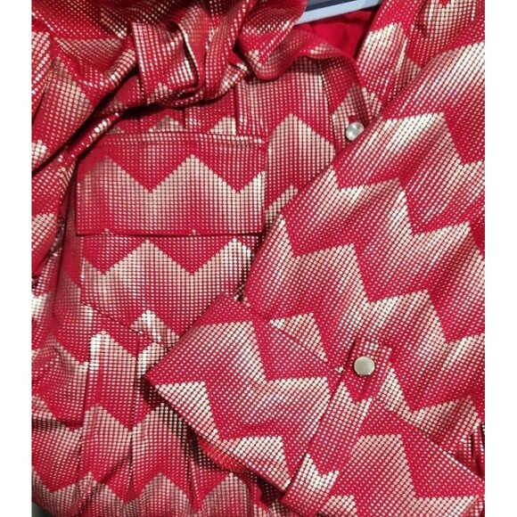 Ava & Grace Women’s New Blouse Size 1X  Red Gold 3/4 Sleeves Silver Buttons - Picture 4 of 5